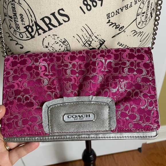 Coach Handbags - Coach Signature pink & silver crossbody purse with silver chain Vintage